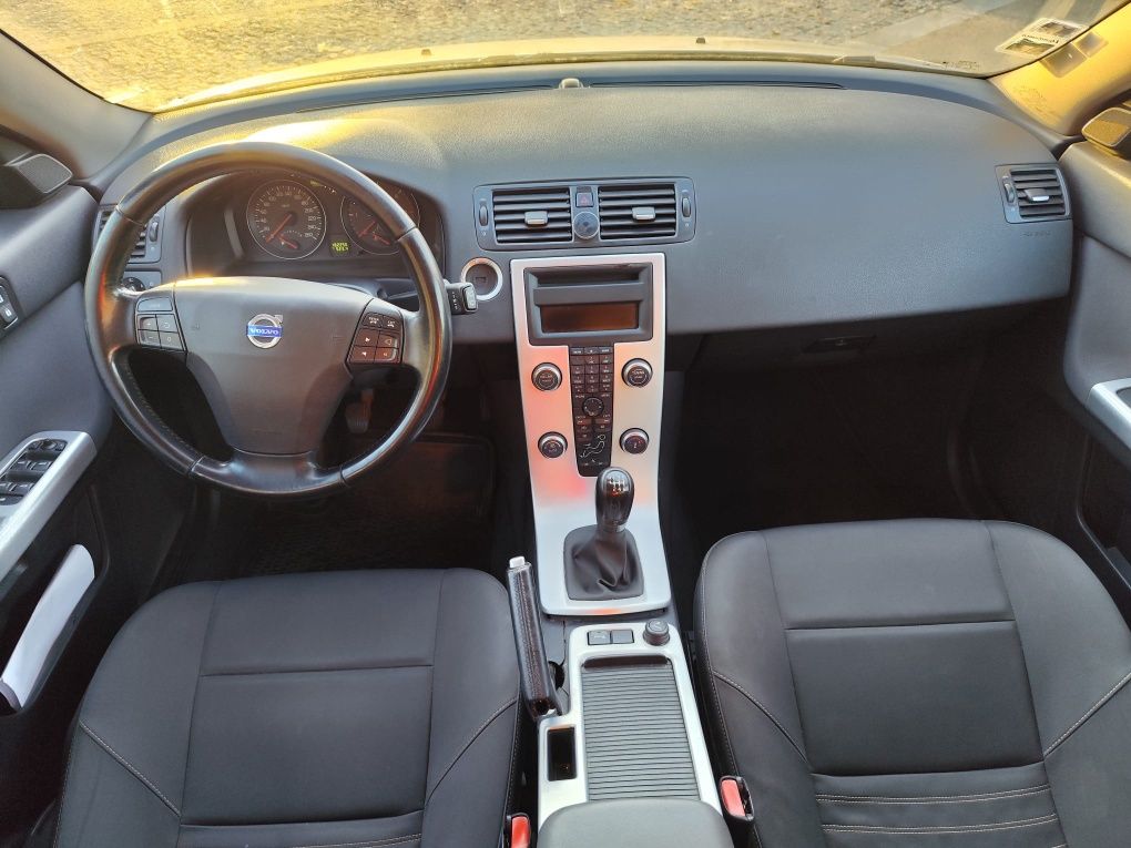 V50 1.6D Drive 2011 - impecável