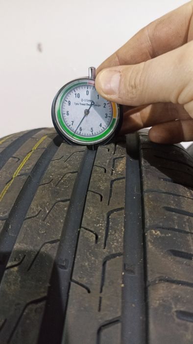 Opony letnie Continental 215/60/17 dot 0123. Ecocontact 6