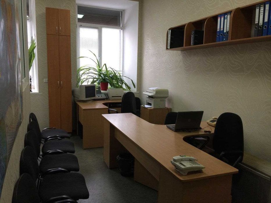 Gk Продам офисное помещение возле метро ЮЖД