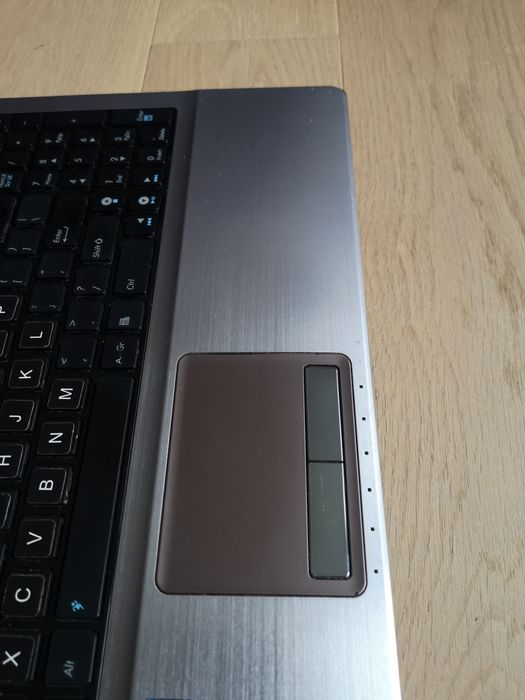 Laptop Asus K53S 8GB/640GB i5-2410M Nvidia GeForce GT 520M