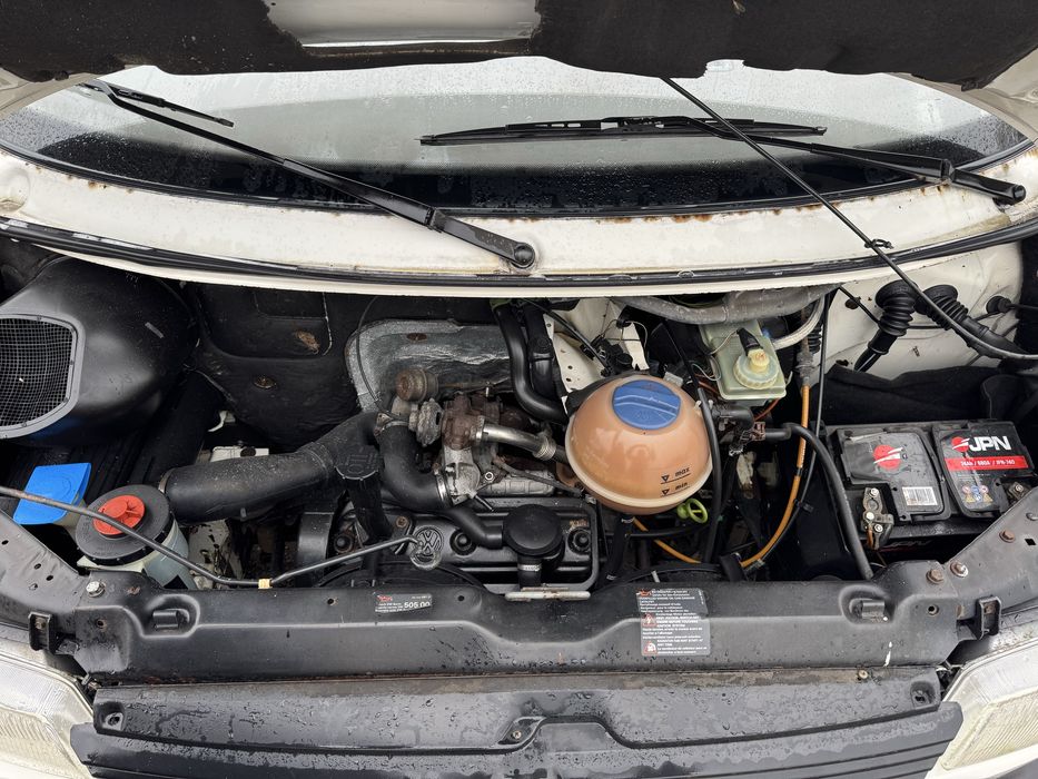 Volkswagen Transporter 1.9 diesel 8 osobowy