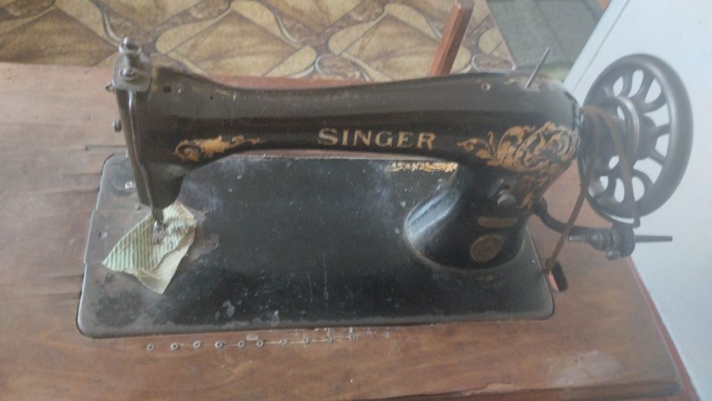 Швейная машинка SINGER