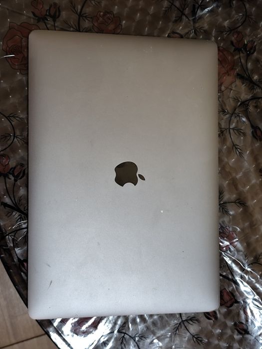 Ноутбук MacBook Pro