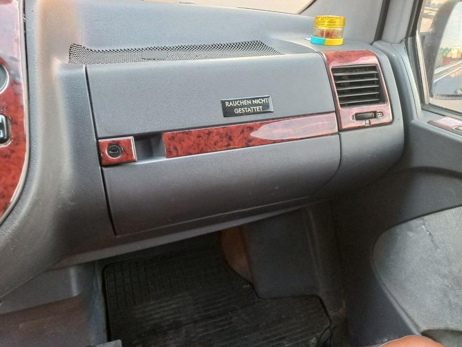 Mersedes Vito W638 1999-2003 накладки на панель Meric колір дерево