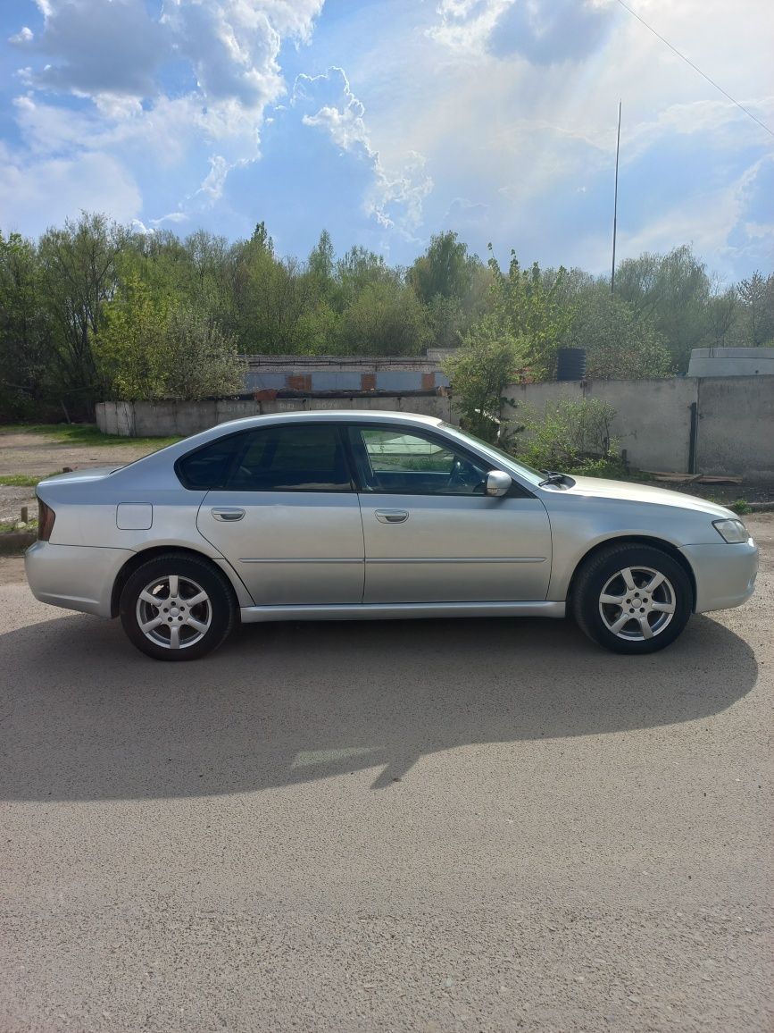 SUBARU LEGACY 2.0 газ/бензин автомат 4×4