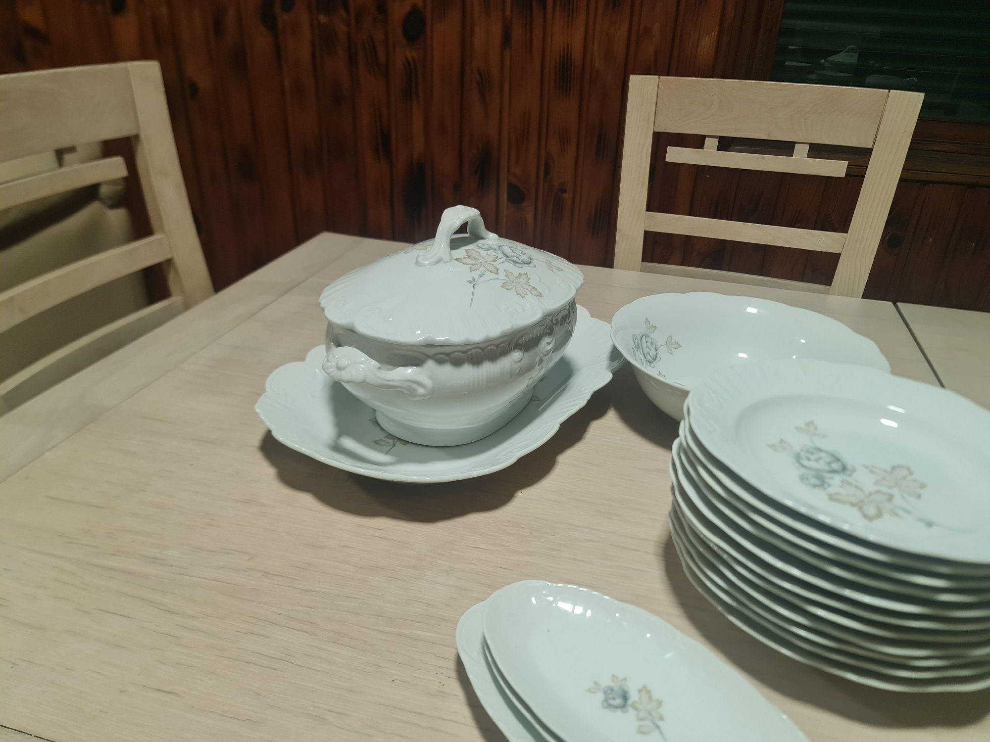 Vendo conjunto vista alegre