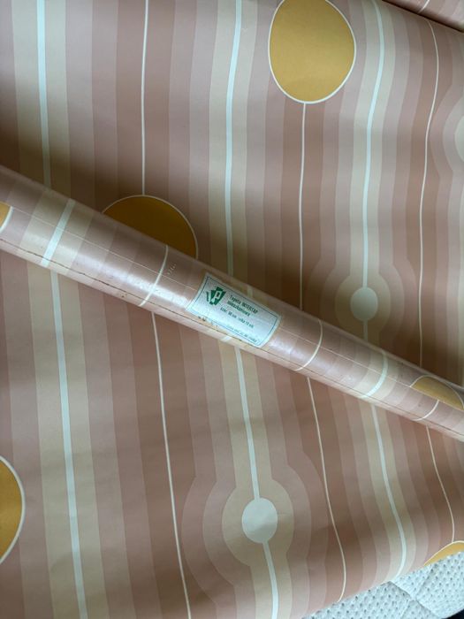 Nowa tapeta PRL zakupiona w 1977 roku rolka zapakowana z etykietą