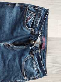 Spodnie damskie jeans