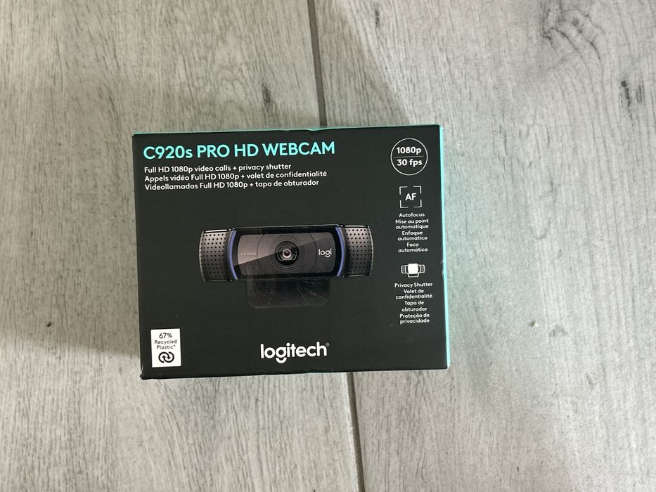 Веб-камера для стрімів / навчання Logitech 1080p