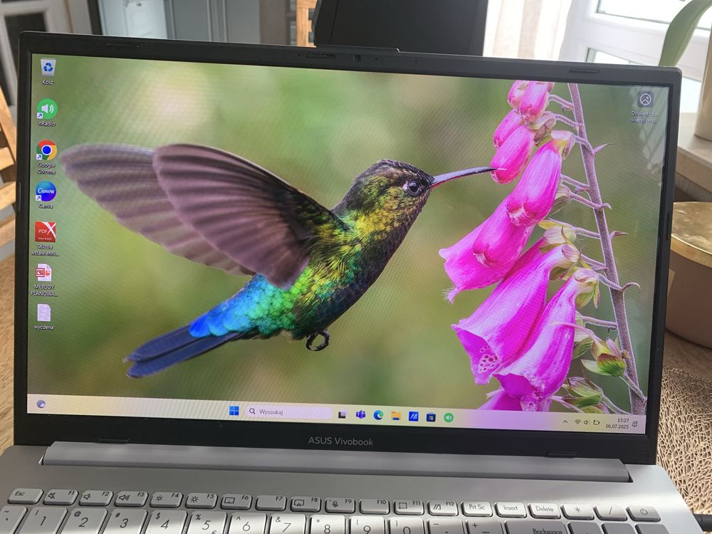 Asus vivobook oled laptop ultra slim