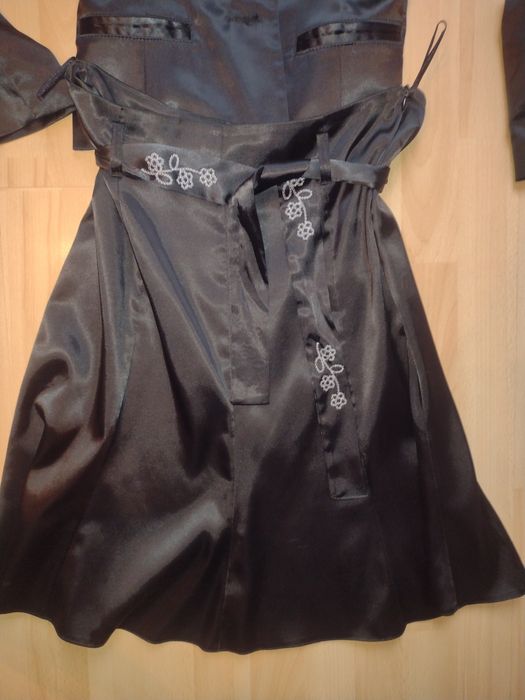 Damski komplet spódnica i marynarka 38/40