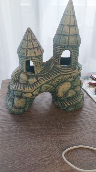 Замок для аквариума