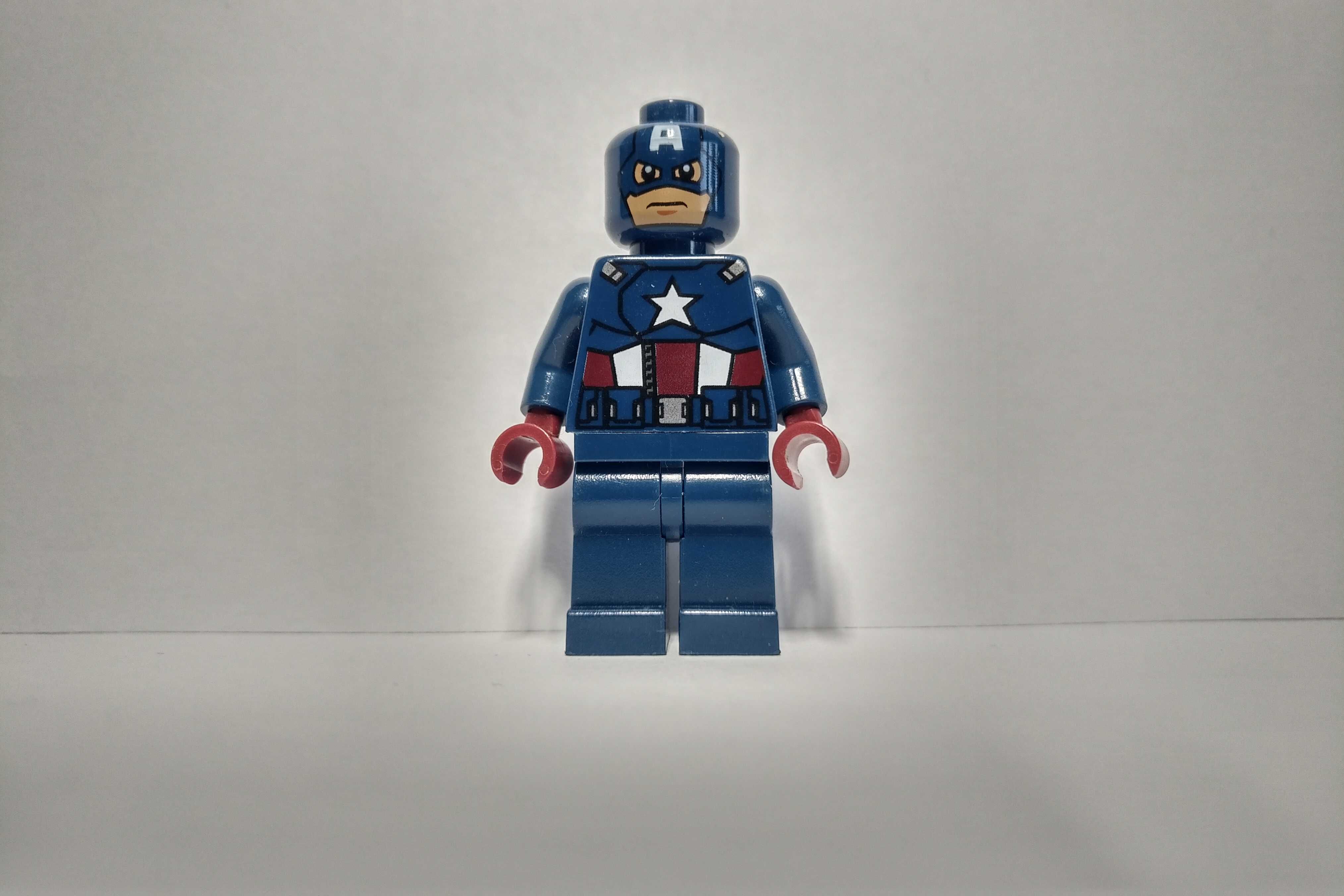 Lego Marvel figurka sh014 Captain America - Dark Blue Suit