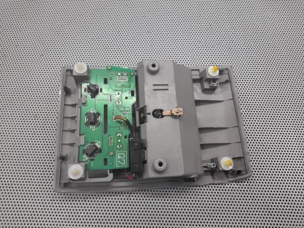 Plafonier frente TOYOTA Prius Hatchback (_W2_)