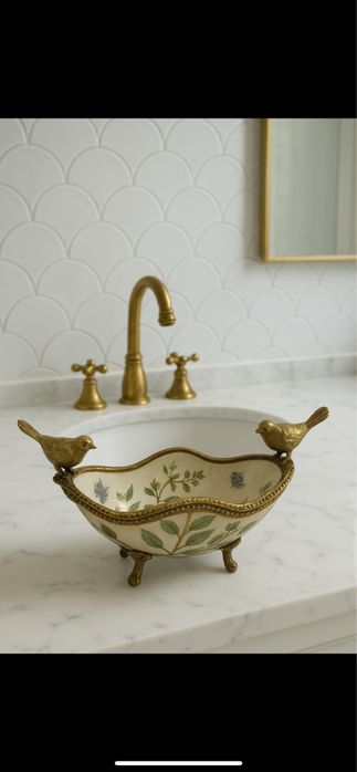 Ваза на ножке , конфетница, фруктовница