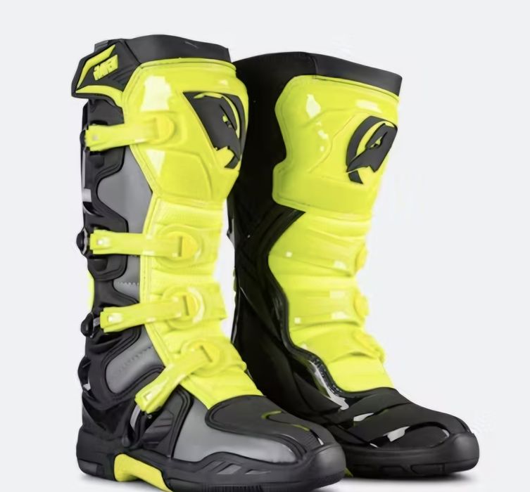 Buty  cross raven comander