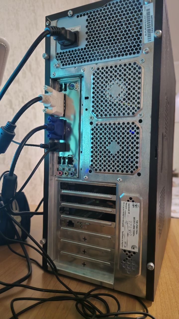 Продам комп'ютер, процесор Intel core i3-3240, 3.4 GHzz
