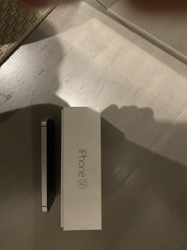 iPhone 5 SE inox