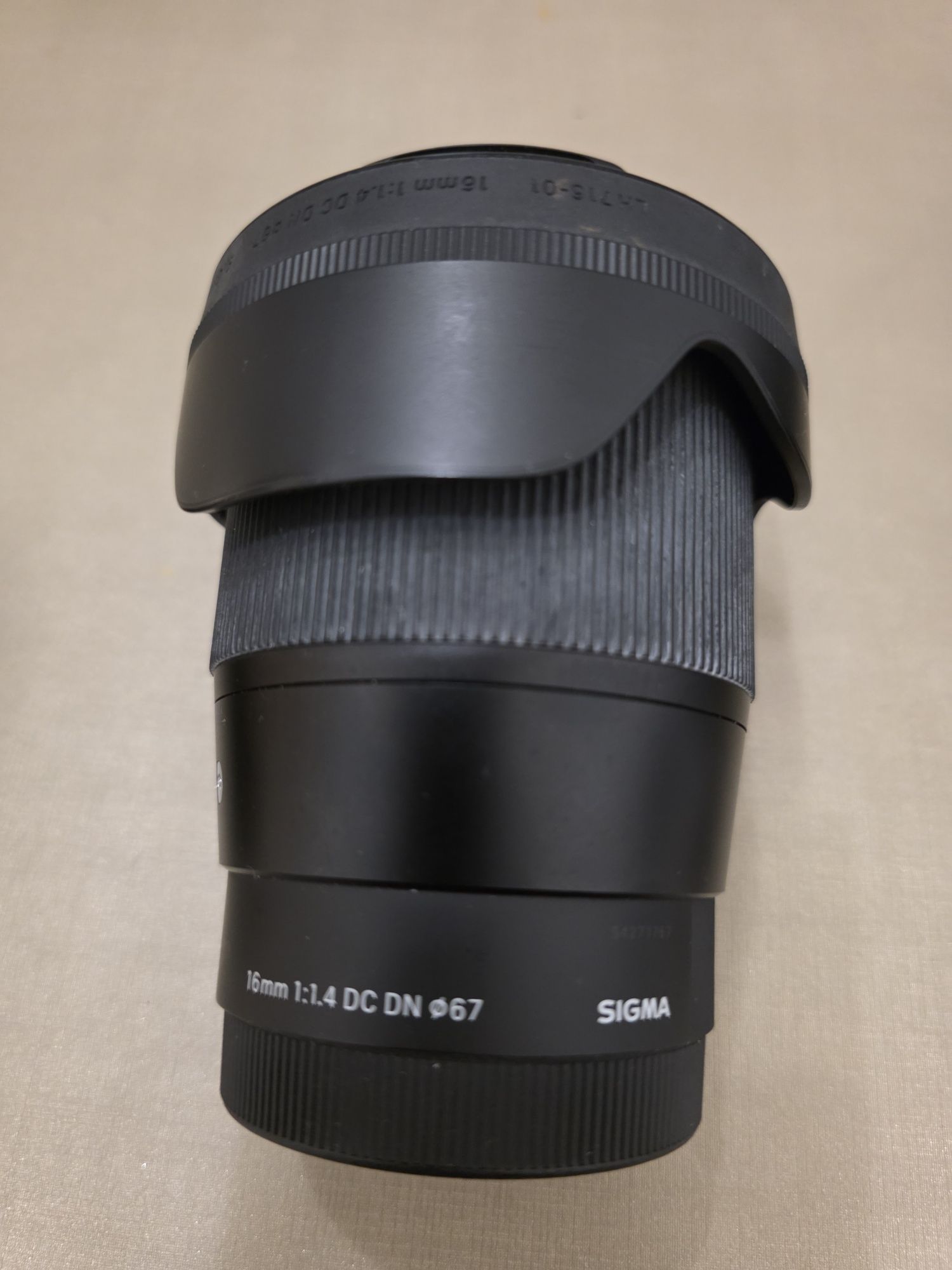 Máquina fotográfica Sony a6000 com lentes