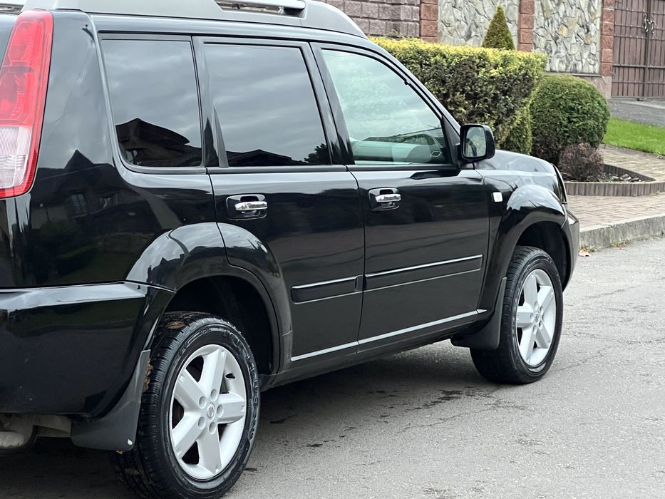Nissan x- trail 4x4 2,5 бензин