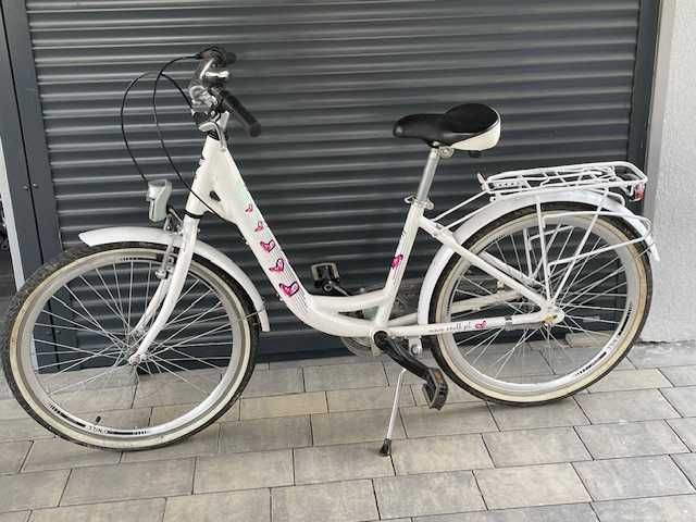 Piękny rower dla dziewczynki