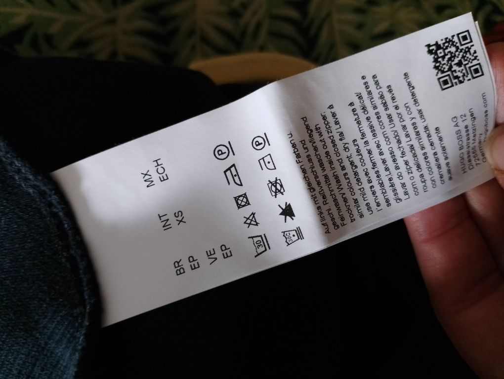 Sukienka Hugo Boss xs
