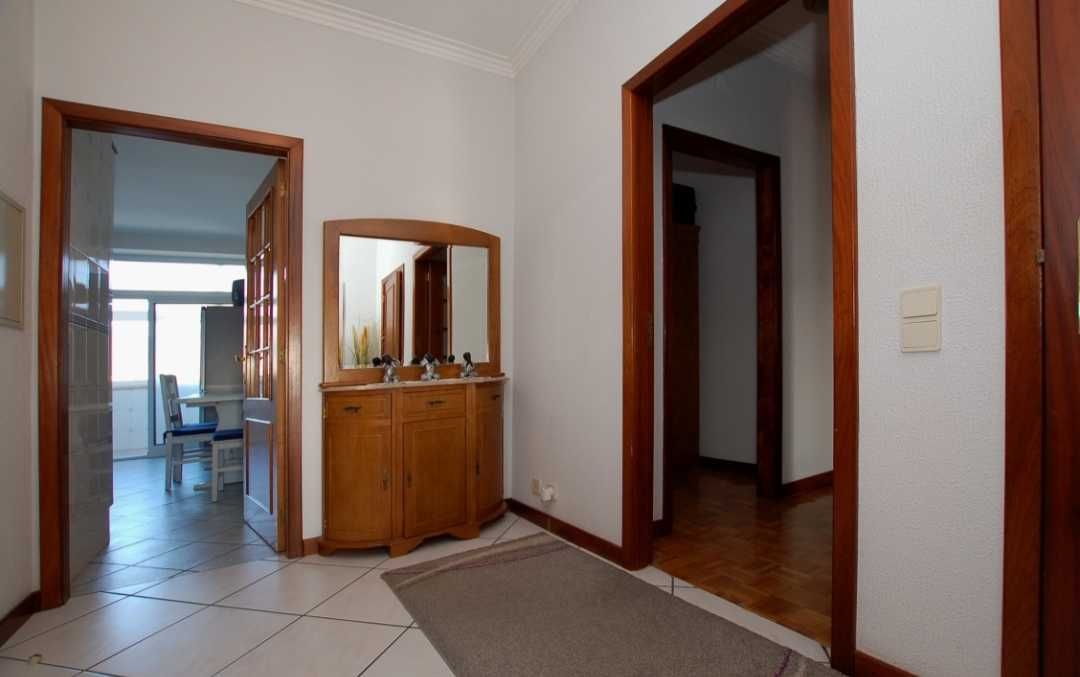 Apartamento 3 quartos 138m2 com 2 varandas em Ferreiros - Amares