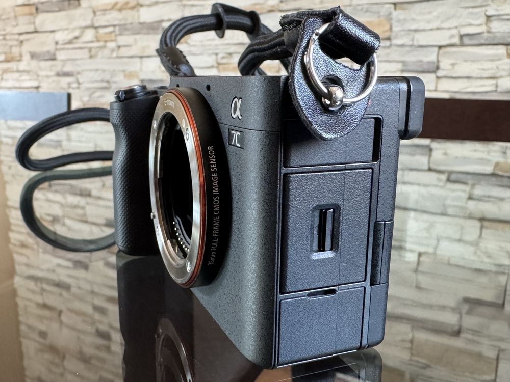 Sony a7c como nova sem marcas de uso.
