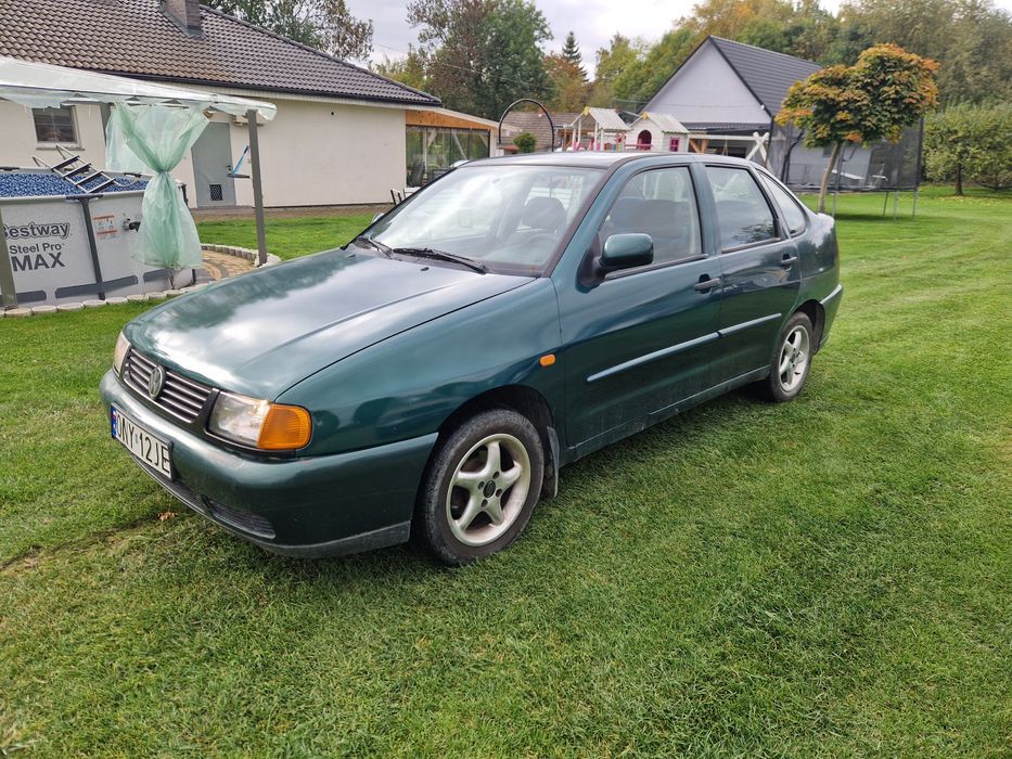 Volkswagen Polo 1.6 z gazem