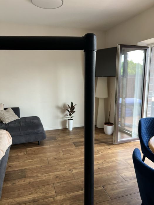 Вішак для одягу на колесах, ширина та довжина 1,50