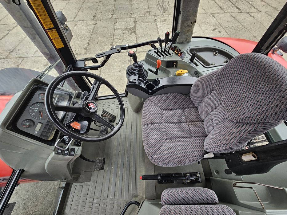 Massey Ferguson 8250 Dynashift 200KM Opony 70% Ares 8150.6490.mx170