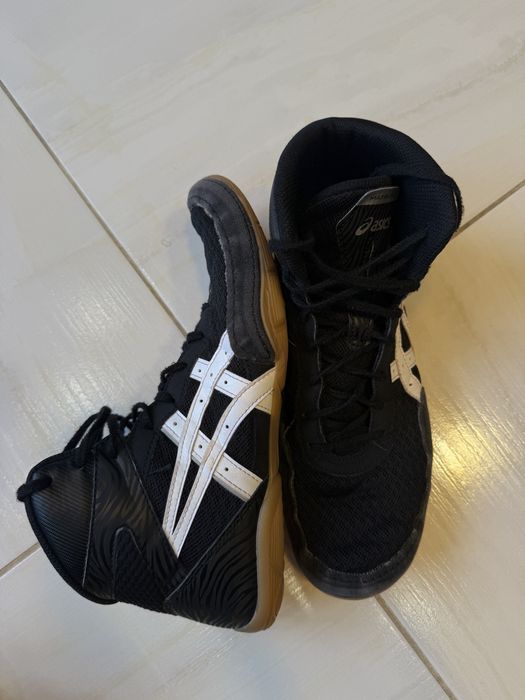 Борцовки ASICS