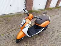 Skuter Sym Mio 50 czterosuwowy motorower niski przebieg