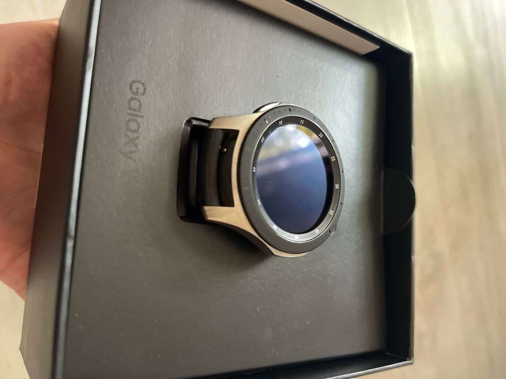 Смарт часы Samsung galaxy watch