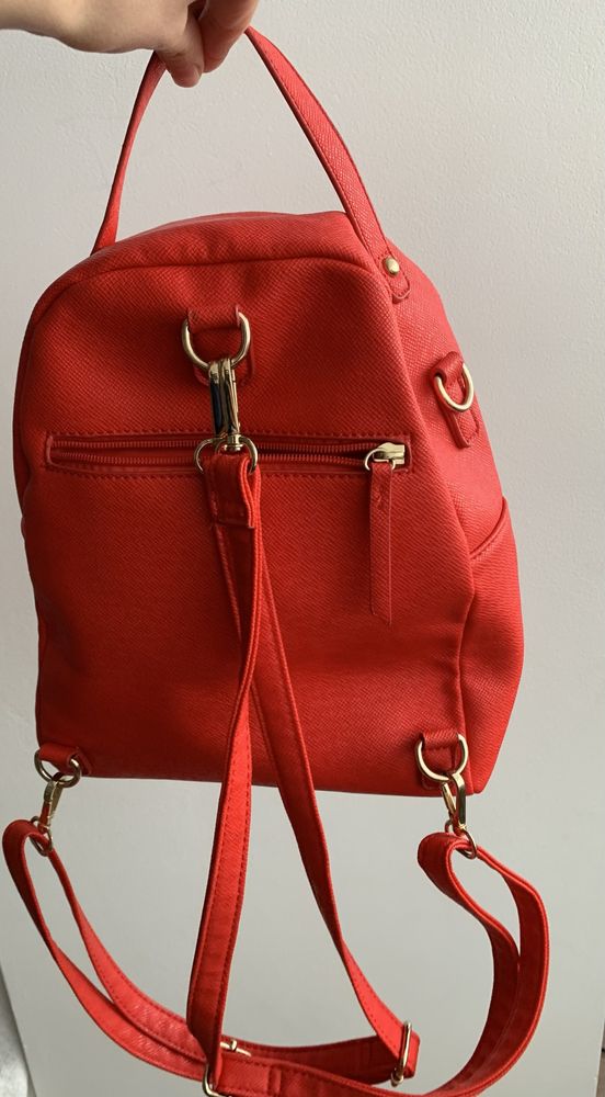 Рюкзак жіночий червоний