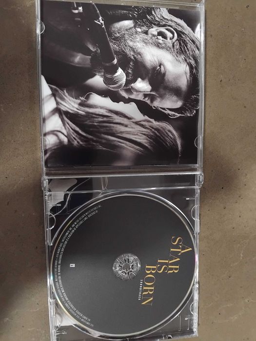 Cd novo de A Star is Born.