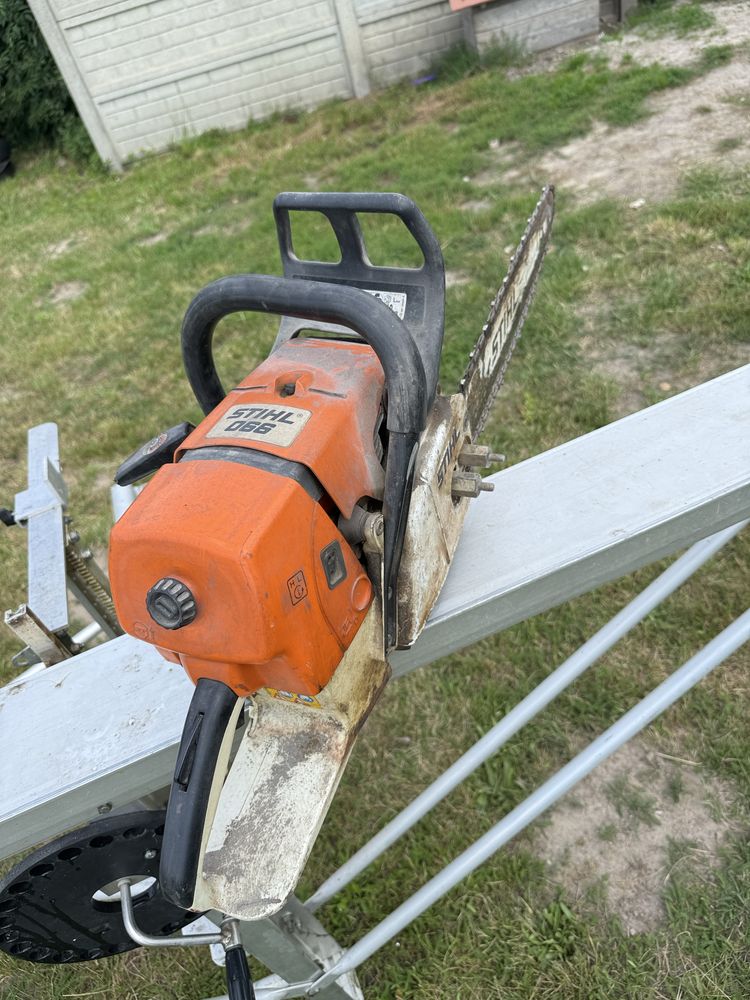 Tartak reczny, Logosol M7 Plus piła Stihl 066