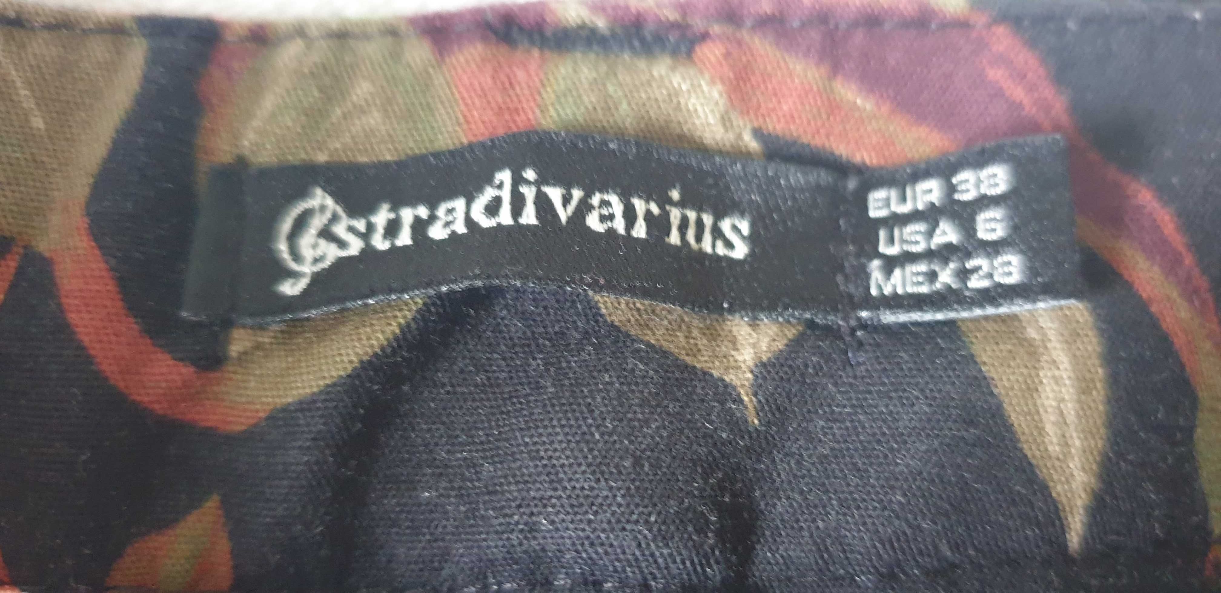 Stradivarius spodnie damskie garniturowe w kwiaty r. S/M