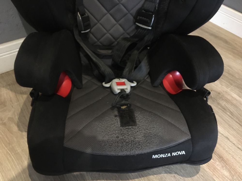 Recaro Monza Nova 2 Seatfix Reha Thomashilfen 15-50kg rehabilitacyjny