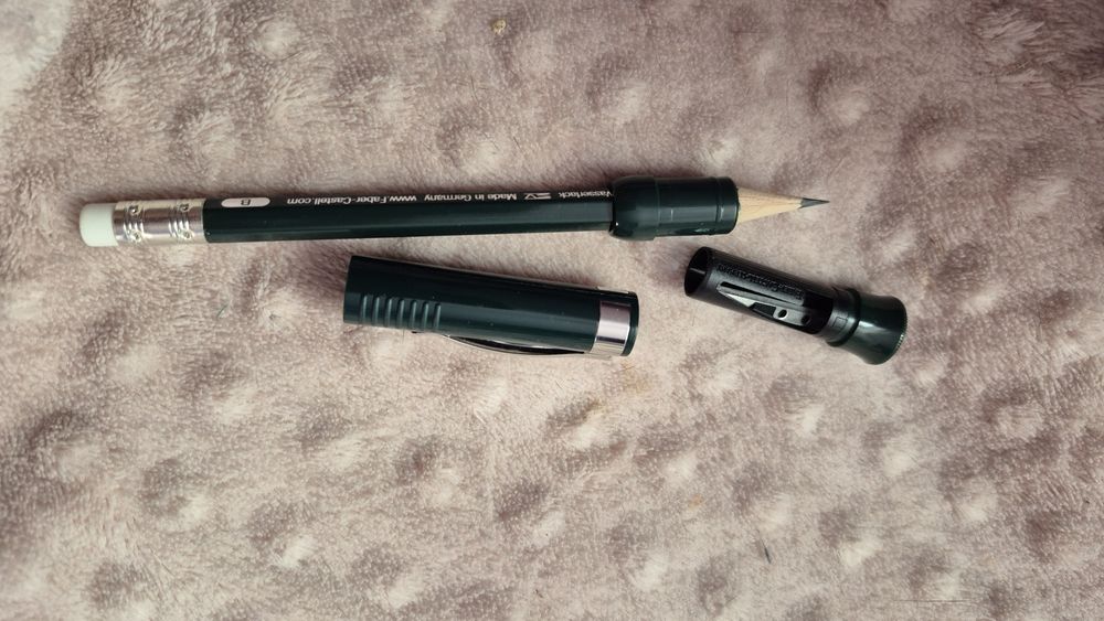 Faber-Castell Perfect Pencil 9000 - ołówek z gumką + temperówkazestaw