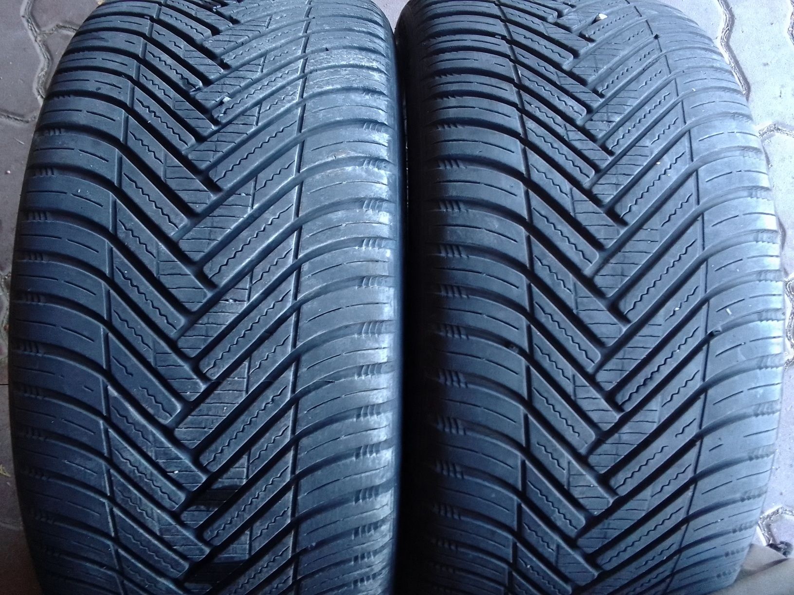 2 Opony wielosezonowe 235/35r19 HANKOOK 2021r 6mm