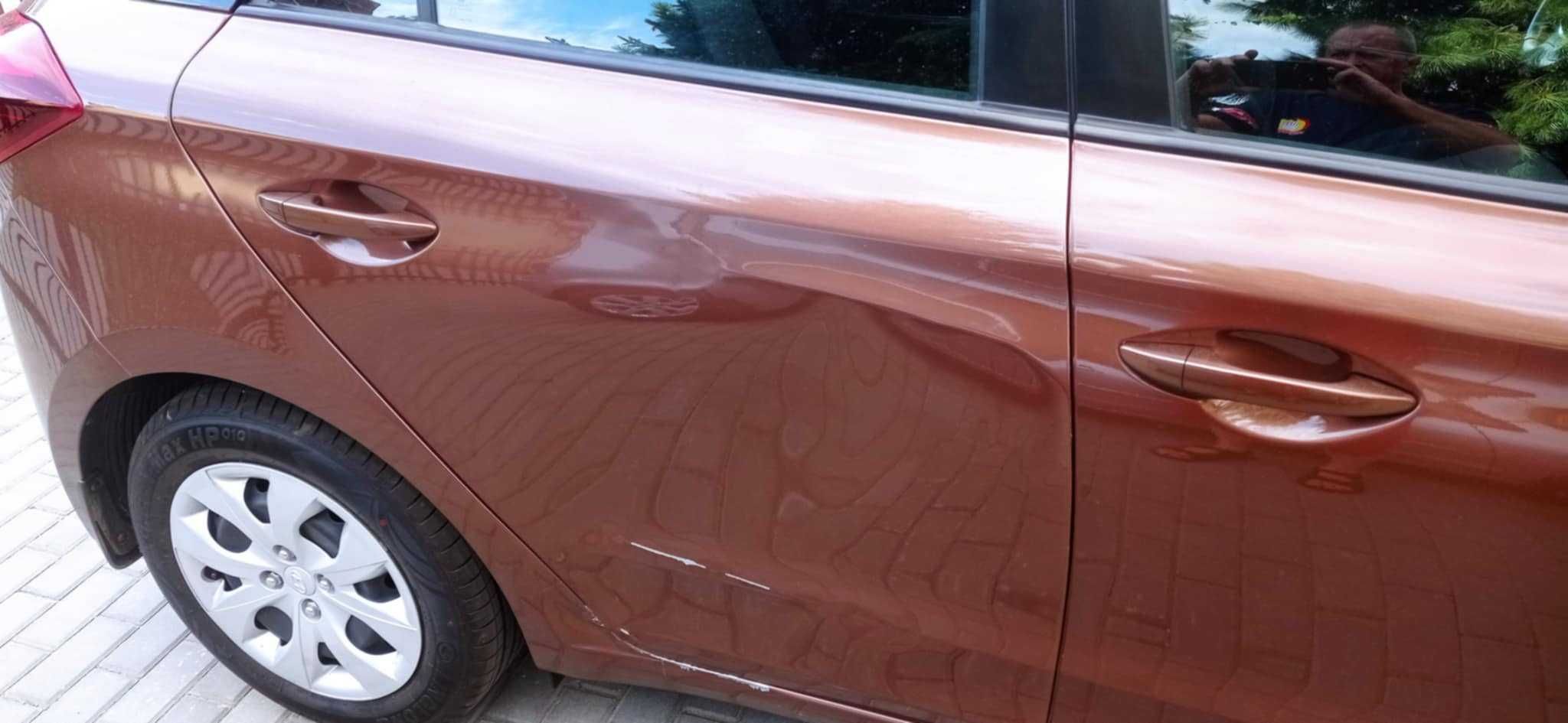 Hyundai I20 II drzwi prawy tył
