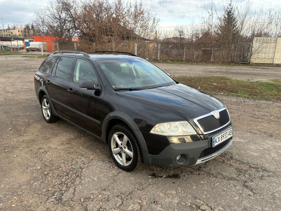 Шкода Октавія Скаут для військових