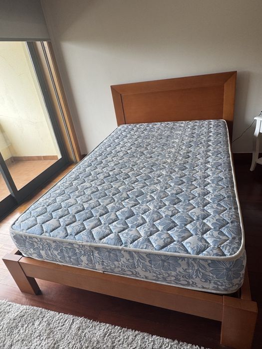 Cama de solteiro XL
