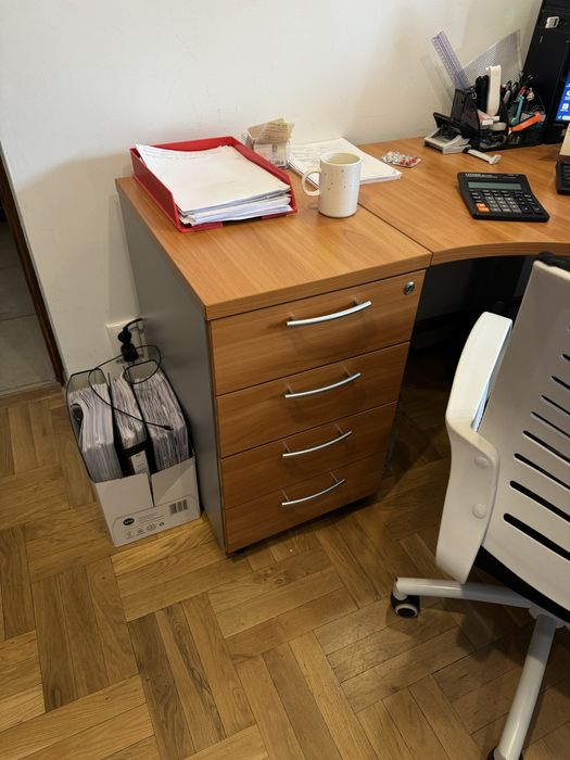Biurko firmy MDD sprzedam zamienie