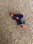 Pistolet nerf maly