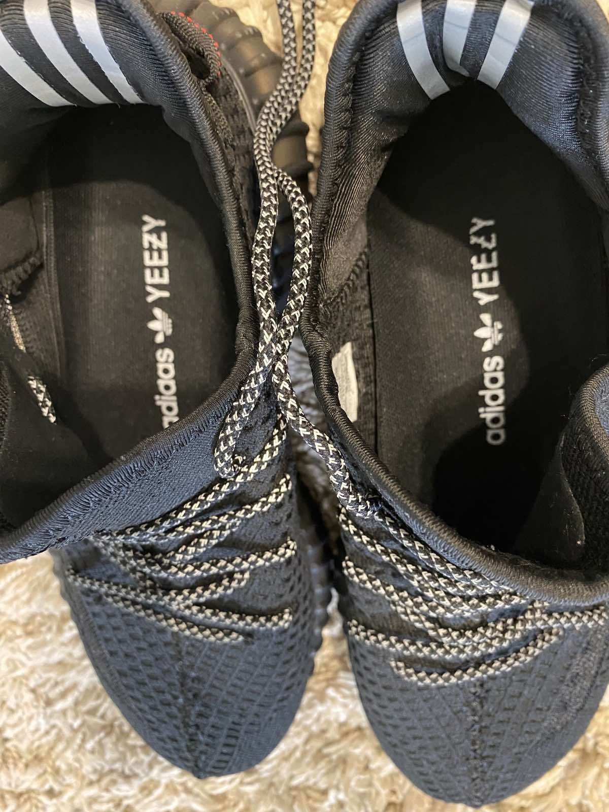 Кросівки Adidas Yeezy Boost 350 v2