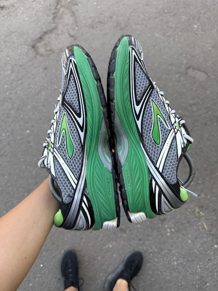 Brooks ghost кроссовки оригинал 44 размер беговые