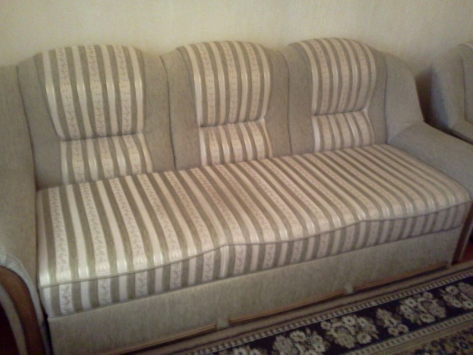 диван и 2 кресла фирма Blest