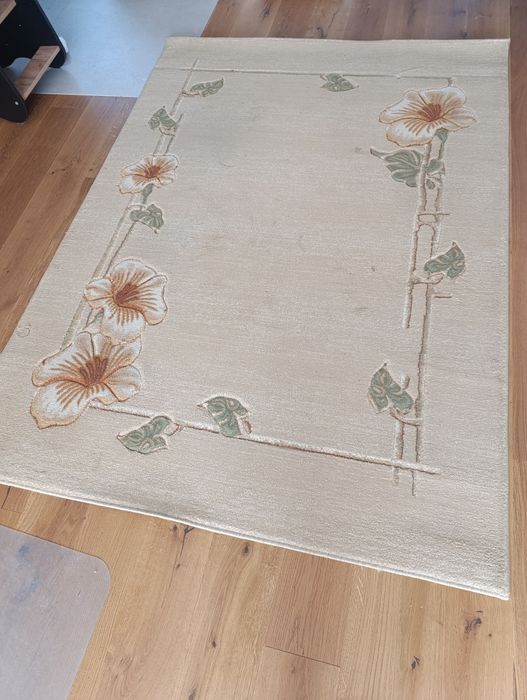 Dywan beżowy w kwiaty 160x220 polipropylen PP